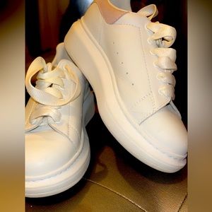 Alexander McQueen Kids Oversized Lace-up Sneakers